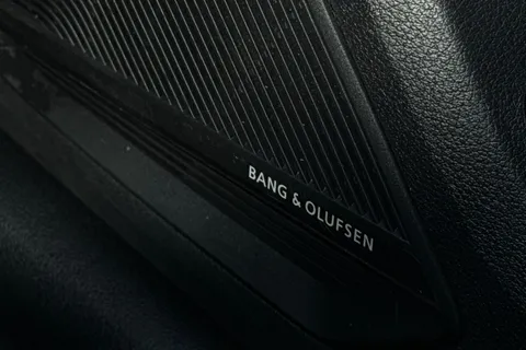 43 of 66 for Audi Q2 Sport 35 TFSI 150 PS 6-speed