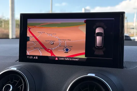 48 of 66 for Audi Q2 Sport 35 TFSI 150 PS 6-speed