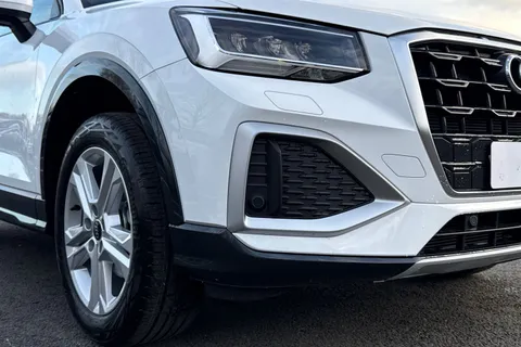 8 of 49 for Audi Q2 1.0 TFSI 30 Sport Euro 6 (s/s) 5dr