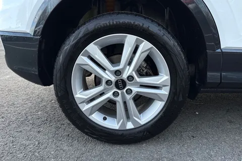 12 of 49 for Audi Q2 1.0 TFSI 30 Sport Euro 6 (s/s) 5dr