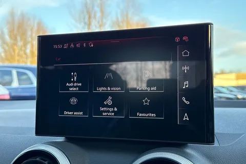 42 of 49 for Audi Q2 1.0 TFSI 30 Sport Euro 6 (s/s) 5dr