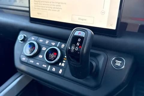 KW74BVX Land Rover Defender 90 3.0 D350 X 3dr Thumbnail #15