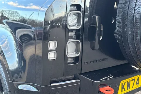 KW74BVX Land Rover Defender 90 3.0 D350 X 3dr Thumbnail #21