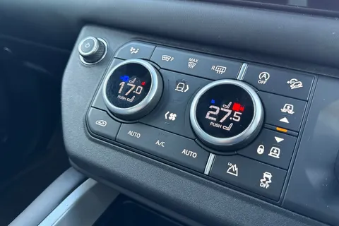 KW74BVX Land Rover Defender 90 3.0 D350 X 3dr Thumbnail #24