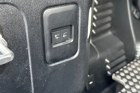 KW74BVX Land Rover Defender 90 3.0 D350 X 3dr Thumbnail #29