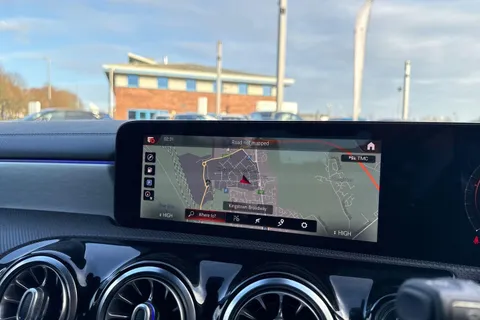 PY70CGF Mercedes-Benz Cla Class CLA 250 AMG Line Premium Plus 4dr Tip Auto Thumbnail #11