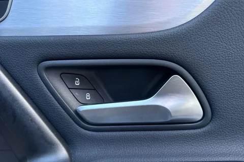 PY70CGF Mercedes-Benz Cla Class CLA 250 AMG Line Premium Plus 4dr Tip Auto Thumbnail #17