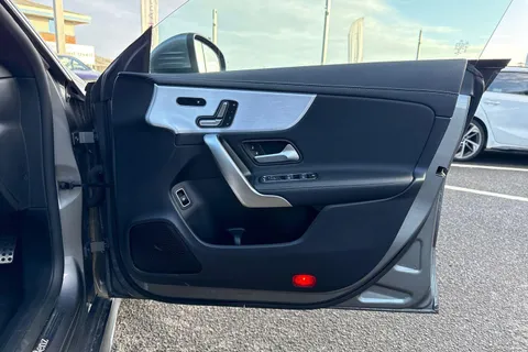 PY70CGF Mercedes-Benz Cla Class CLA 250 AMG Line Premium Plus 4dr Tip Auto Thumbnail #46