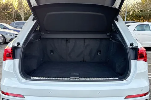 NH19UWN Audi Q3 S line 40 TFSI quattro 190 PS S tronic Thumbnail #8