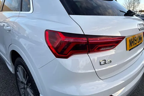 NH19UWN Audi Q3 S line 40 TFSI quattro 190 PS S tronic Thumbnail #9