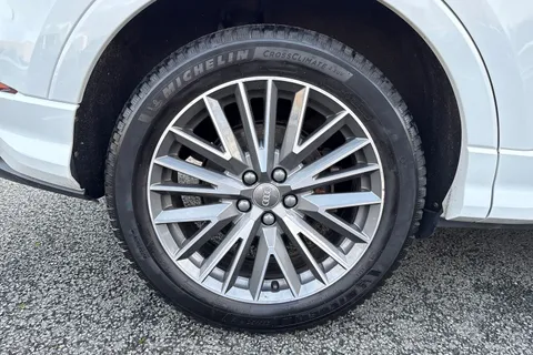 NH19UWN Audi Q3 S line 40 TFSI quattro 190 PS S tronic Thumbnail #12