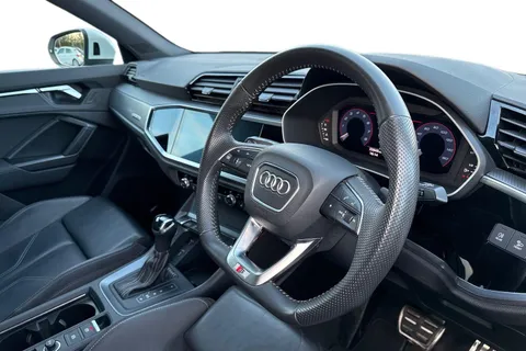 NH19UWN Audi Q3 S line 40 TFSI quattro 190 PS S tronic Thumbnail #15