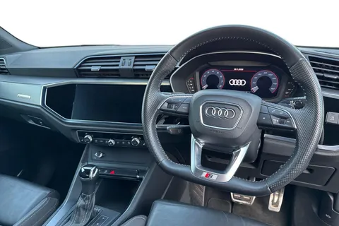 NH19UWN Audi Q3 S line 40 TFSI quattro 190 PS S tronic Thumbnail #19