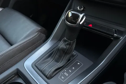 NH19UWN Audi Q3 S line 40 TFSI quattro 190 PS S tronic Thumbnail #24