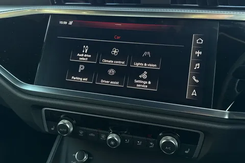 NH19UWN Audi Q3 S line 40 TFSI quattro 190 PS S tronic Thumbnail #28