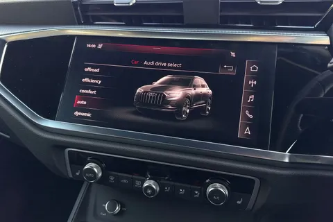 NH19UWN Audi Q3 S line 40 TFSI quattro 190 PS S tronic Thumbnail #31