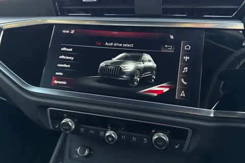 NH19UWN Audi Q3 S line 40 TFSI quattro 190 PS S tronic Thumbnail #32