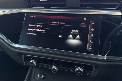 NH19UWN Audi Q3 S line 40 TFSI quattro 190 PS S tronic Thumbnail #33