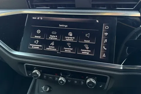 NH19UWN Audi Q3 S line 40 TFSI quattro 190 PS S tronic Thumbnail #37