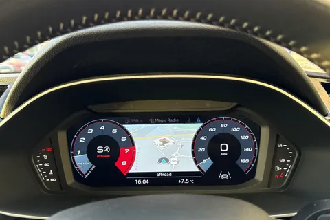 NH19UWN Audi Q3 S line 40 TFSI quattro 190 PS S tronic Thumbnail #45