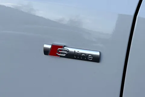 NH19UWN Audi Q3 S line 40 TFSI quattro 190 PS S tronic Thumbnail #51