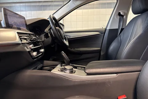 24 of 63 for BMW 5 SERIES 520d MHT SE 5dr Auto