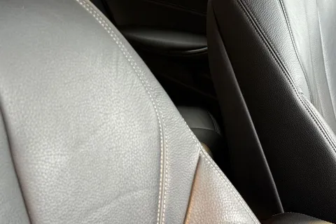 30 of 63 for BMW 5 SERIES 520d MHT SE 5dr Auto