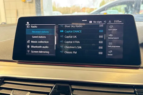 36 of 63 for BMW 5 SERIES 520d MHT SE 5dr Auto