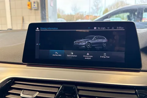 40 of 63 for BMW 5 SERIES 520d MHT SE 5dr Auto