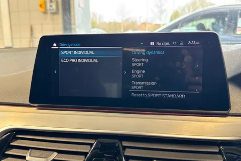 43 of 63 for BMW 5 SERIES 520d MHT SE 5dr Auto