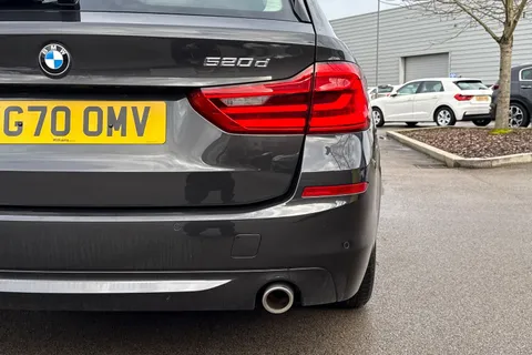 53 of 63 for BMW 5 SERIES 520d MHT SE 5dr Auto