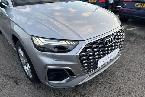YP71FUM Audi Q5 S line 50 TFSI e quattro 299 PS S tronic Thumbnail #9