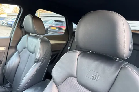 YP71FUM Audi Q5 S line 50 TFSI e quattro 299 PS S tronic Thumbnail #24