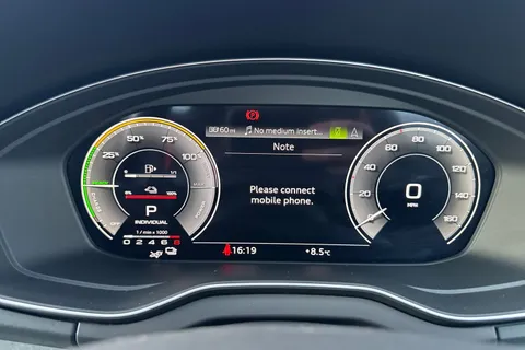 YP71FUM Audi Q5 S line 50 TFSI e quattro 299 PS S tronic Thumbnail #28