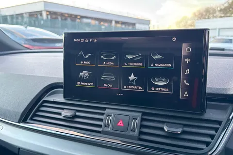 YP71FUM Audi Q5 S line 50 TFSI e quattro 299 PS S tronic Thumbnail #34