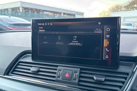 YP71FUM Audi Q5 S line 50 TFSI e quattro 299 PS S tronic Thumbnail #38