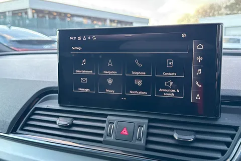 YP71FUM Audi Q5 S line 50 TFSI e quattro 299 PS S tronic Thumbnail #48