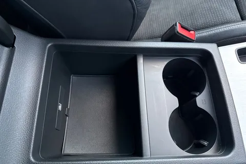 YP71FUM Audi Q5 S line 50 TFSI e quattro 299 PS S tronic Thumbnail #51