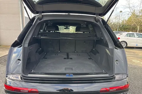  Audi Q7 3.0 TDI V6 Black Edition Tiptronic quattro Euro 6 (s/s) 5dr Thumbnail #7
