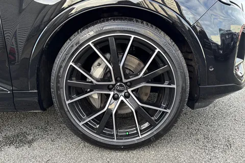  Audi Q7 3.0 TDI V6 Black Edition Tiptronic quattro Euro 6 (s/s) 5dr Thumbnail #10