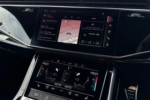  Audi Q7 3.0 TDI V6 Black Edition Tiptronic quattro Euro 6 (s/s) 5dr Thumbnail #28