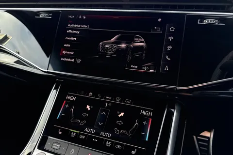  Audi Q7 3.0 TDI V6 Black Edition Tiptronic quattro Euro 6 (s/s) 5dr Thumbnail #33