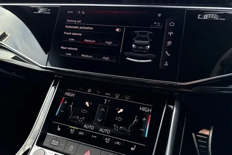  Audi Q7 3.0 TDI V6 Black Edition Tiptronic quattro Euro 6 (s/s) 5dr Thumbnail #36