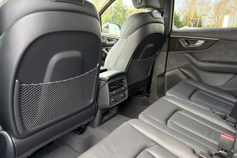  Audi Q7 3.0 TDI V6 Black Edition Tiptronic quattro Euro 6 (s/s) 5dr Thumbnail #45