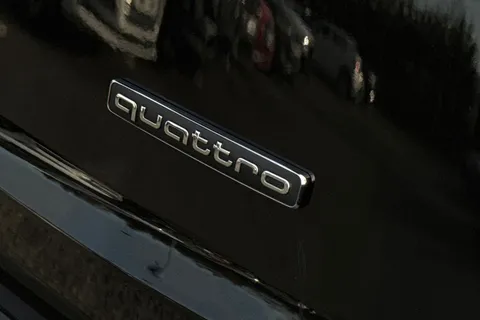  Audi Q7 3.0 TDI V6 Black Edition Tiptronic quattro Euro 6 (s/s) 5dr Thumbnail #56