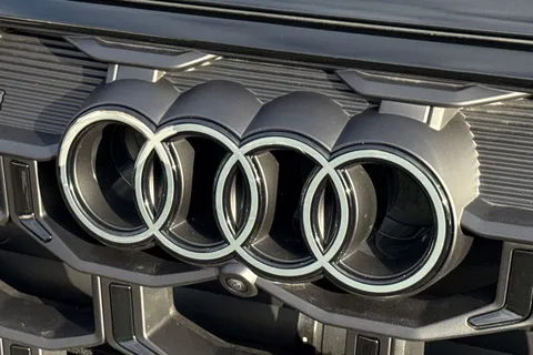  Audi Q7 3.0 TDI V6 Black Edition Tiptronic quattro Euro 6 (s/s) 5dr Thumbnail #59