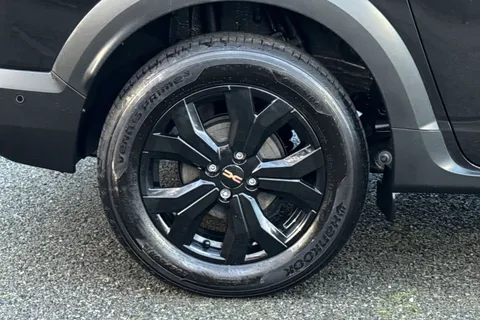 NA74UMB Dacia Jogger 1.6 Hybrid EXTREME MPV 5dr Petrol Hybrid Auto Euro 6 (s/s) (140 ps) Thumbnail #12