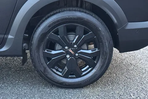 NA74UMB Dacia Jogger 1.6 Hybrid EXTREME MPV 5dr Petrol Hybrid Auto Euro 6 (s/s) (140 ps) Thumbnail #13