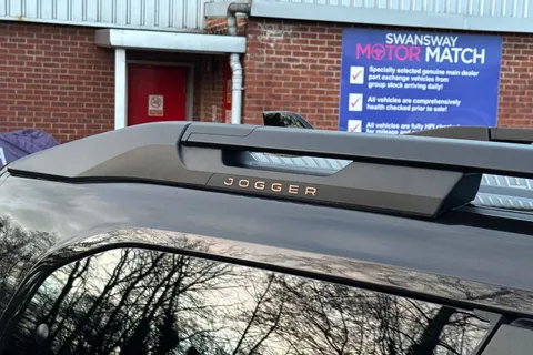 NA74UMB Dacia Jogger 1.6 Hybrid EXTREME MPV 5dr Petrol Hybrid Auto Euro 6 (s/s) (140 ps) Thumbnail #33