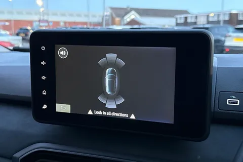 NA74UMB Dacia Jogger 1.6 Hybrid EXTREME MPV 5dr Petrol Hybrid Auto Euro 6 (s/s) (140 ps) Thumbnail #50